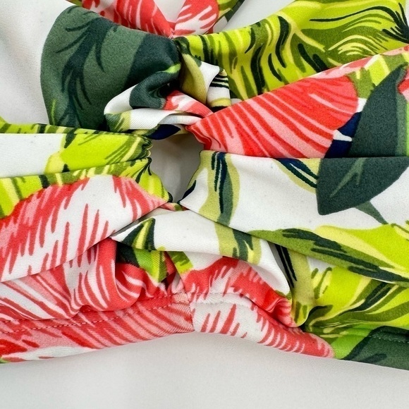 Kona Sol Women’s Tropical Print Bikini Top with Tie Size Medium - Picture 3 of 12